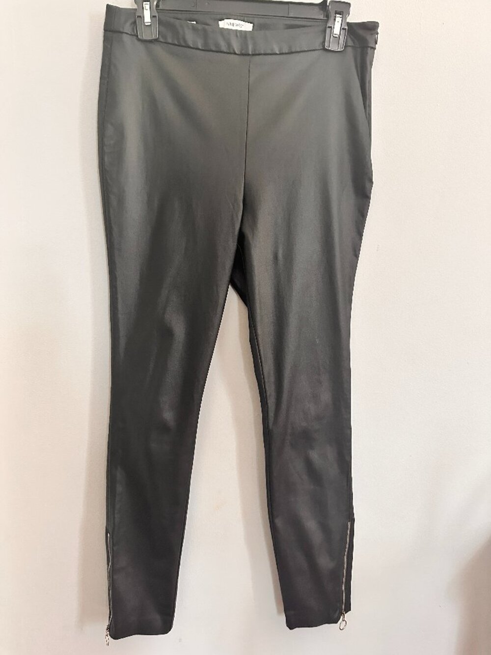 Nine West Black Faux Leather Skinny Pants Leggings Ankle Zip Medium